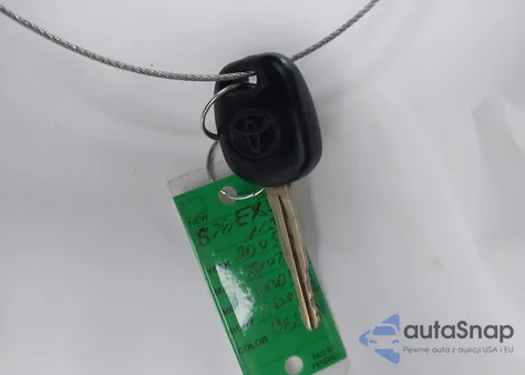 2005 Toyota Corolla Le из США, поврежденный, VIN JTDBR32E252053576